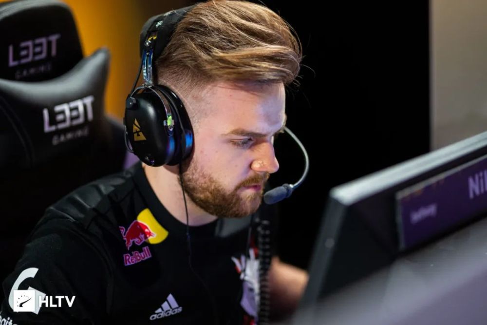 TES 0-3 T1， 遗憾止步2025全球总决赛淘汰赛半决赛