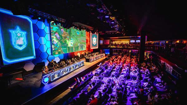 LPL转会期有啥大动作？Uzi又开始整活了