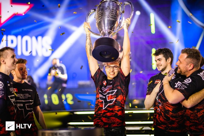 翻中翻中翻！Lwx狂杀 icon队终极团战一波爆炸不敌Doinb队