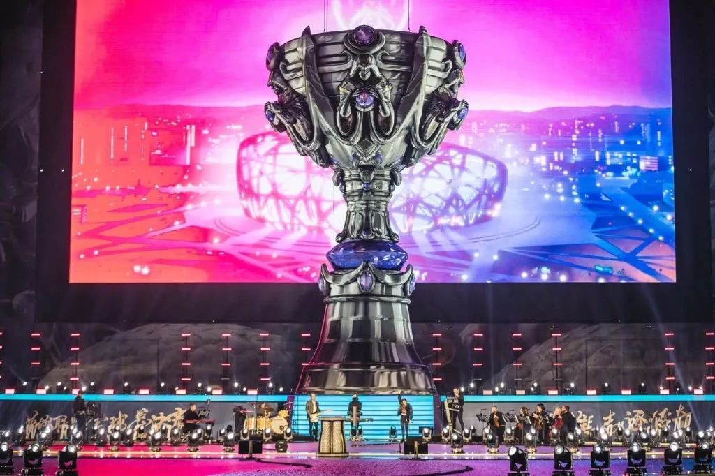 大舅子即将重返LPL，这支不错的战队是哪支？