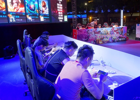 HLTV本周世界排名：NAVI仍居第一 G2升至第二