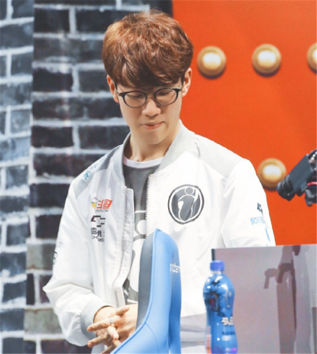 要闻中国风地图+吴彦祖！《绝地求生》终于找到了流量密码